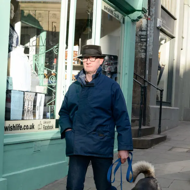 Dogs — photograph 14 of 20