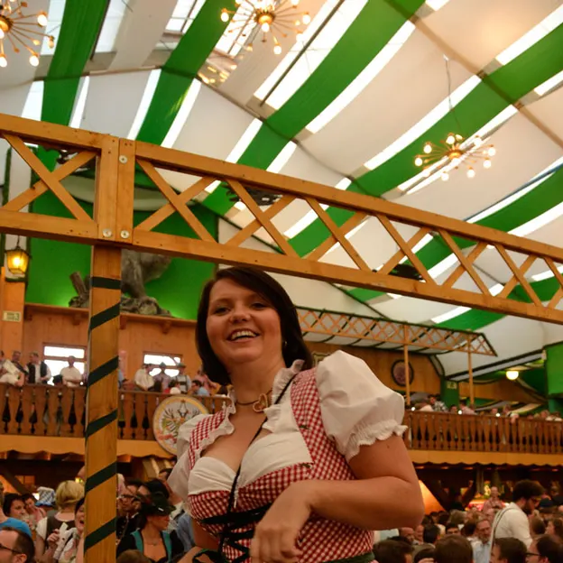 Oktoberfest 2012 — photograph 83 of 90