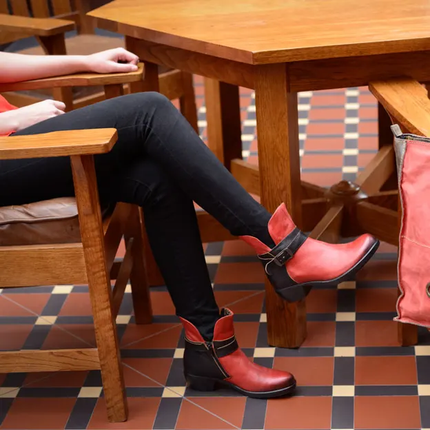 Fascino Shoes — photograph 15 of 35