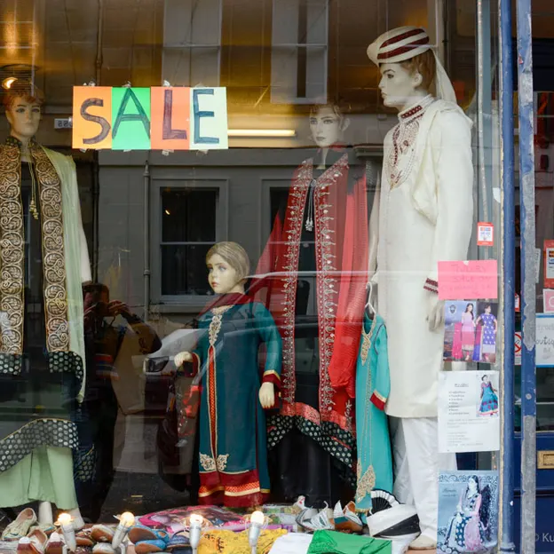 Shop Windows — photograph 33 of 55
