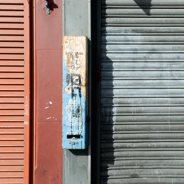 Urban Abstracts — photograph 13 of 30