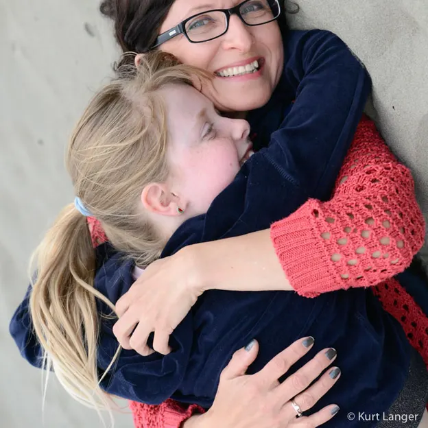 Nathalie and Elise — photograph 75 of 150