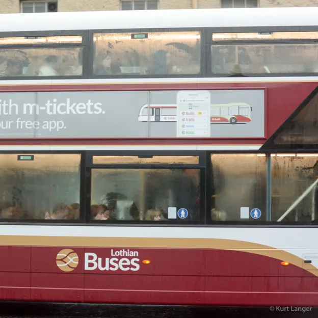 On The Buses — photograph 18 of 22