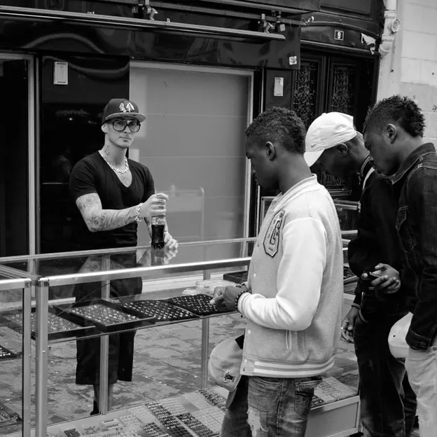 Paris 2012 — photograph 63 of 140