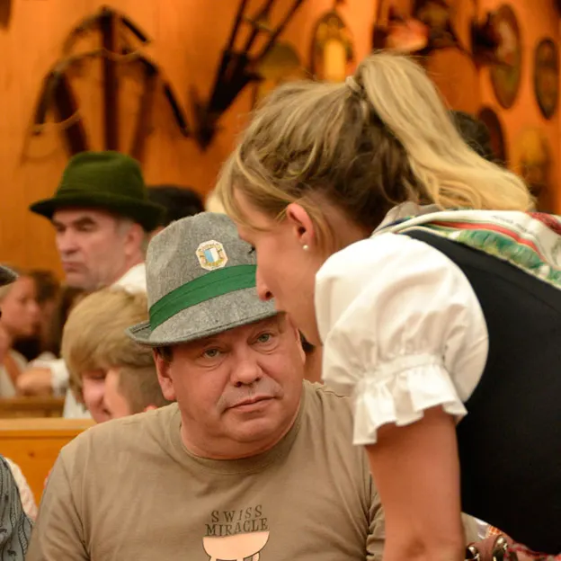 Oktoberfest 2012 — photograph 75 of 90