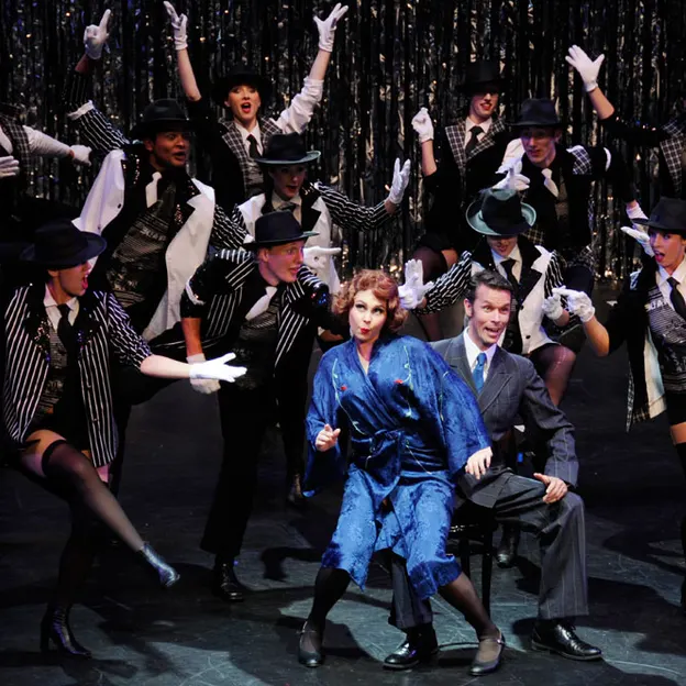 Theatre — photograph 33 of 80
