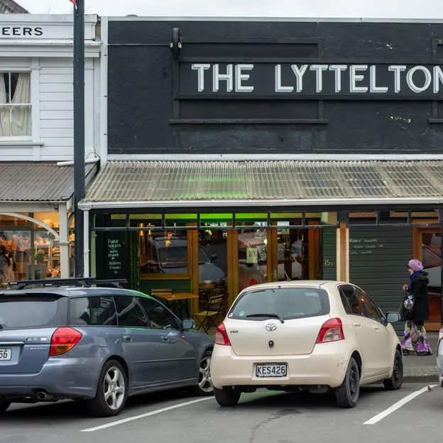 11.6.2020 Lyttelton Walkabouts — photograph 66 of 73