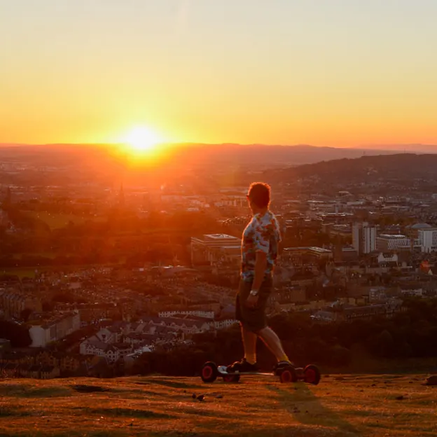 Mountian Boarding Arthurs Seat — photograph 32 of 43