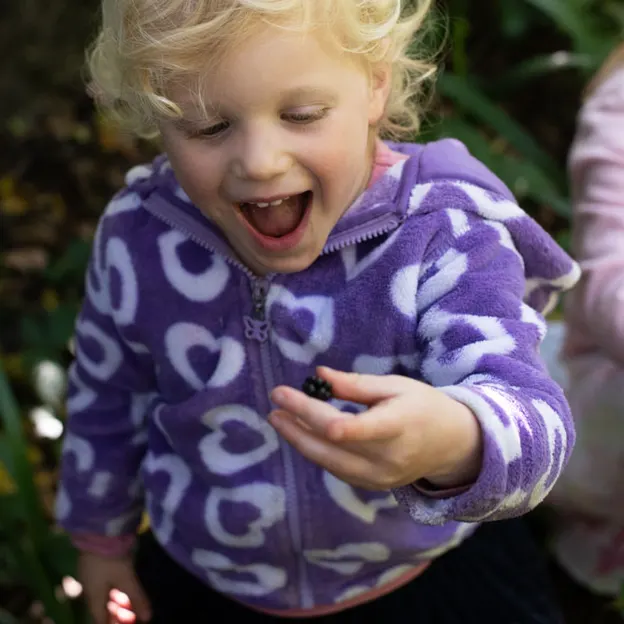 8.4.2020 Ernle Clark Reserve — photograph 15 of 23