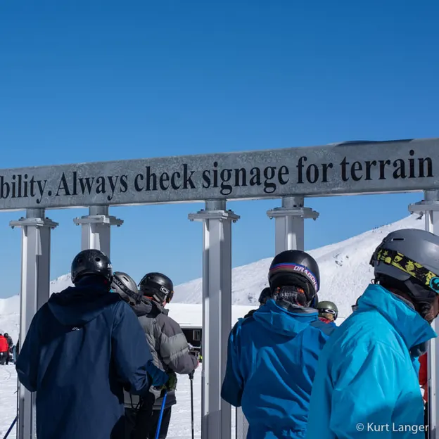 26.8.2020 Mt Slutt Busy POW Day — photograph 45 of 66