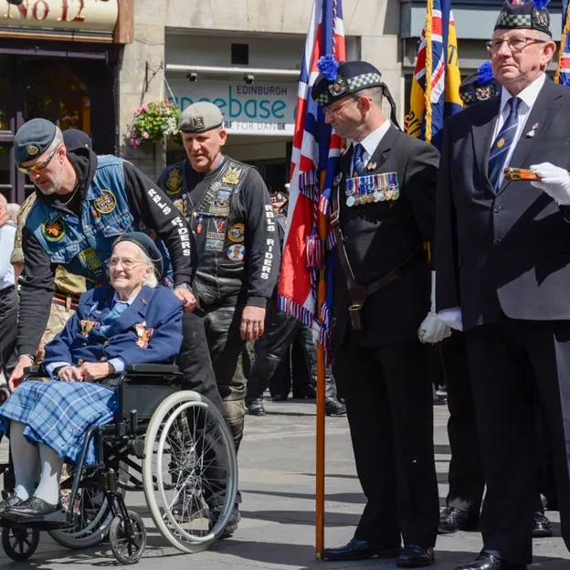 Edinburgh Armed Forces Day — photograph 19 of 24