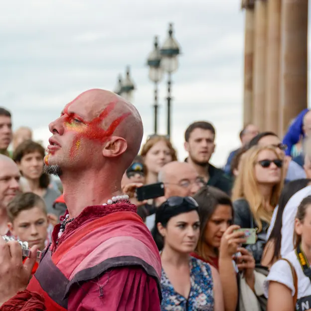 Edinburgh Festival Carnival — photograph 11 of 28