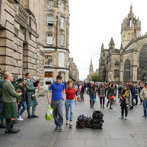 The Royal Mile — photograph 21 of 25