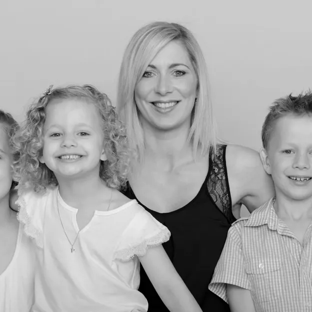 Teear Family Portrait — photograph 18 of 45