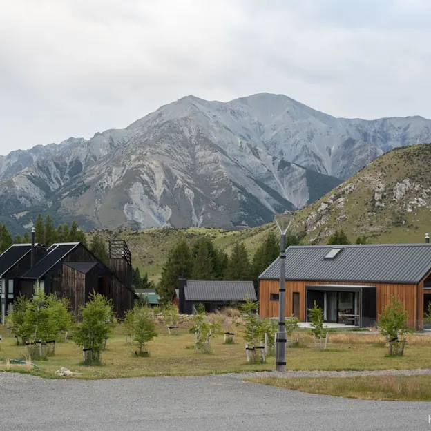 6.1.2020 Castle Hill Village — photograph 19 of 19