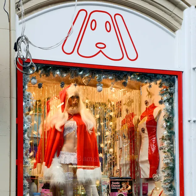 Shop Windows — photograph 1 of 55