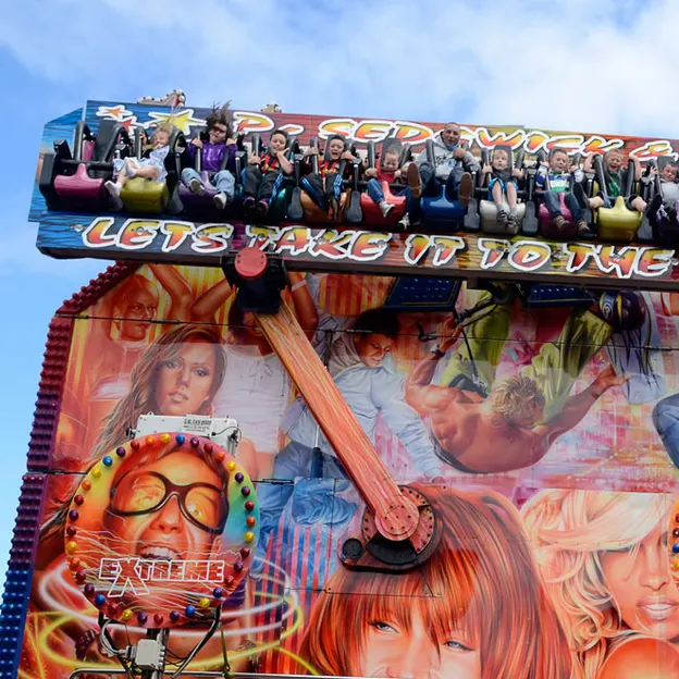 Blackpool 2011 — photograph 28 of 40
