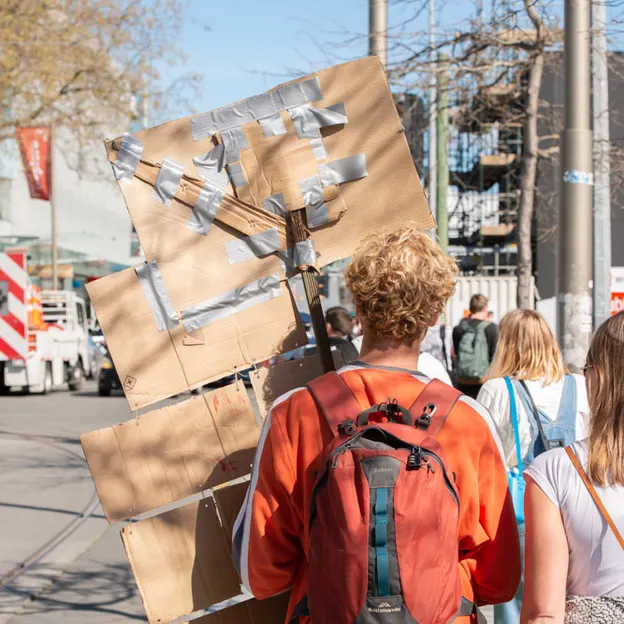 Strike for Climate Christchurch 27.09.2019 — photograph 82 of 83