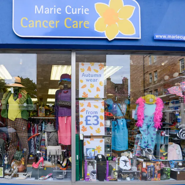 Shops - Charity — photograph 16 of 20