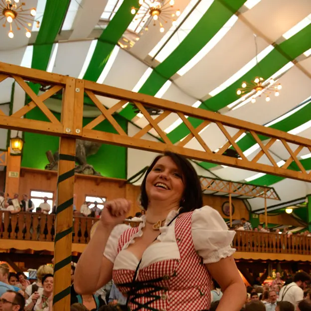Oktoberfest 2012 — photograph 84 of 90
