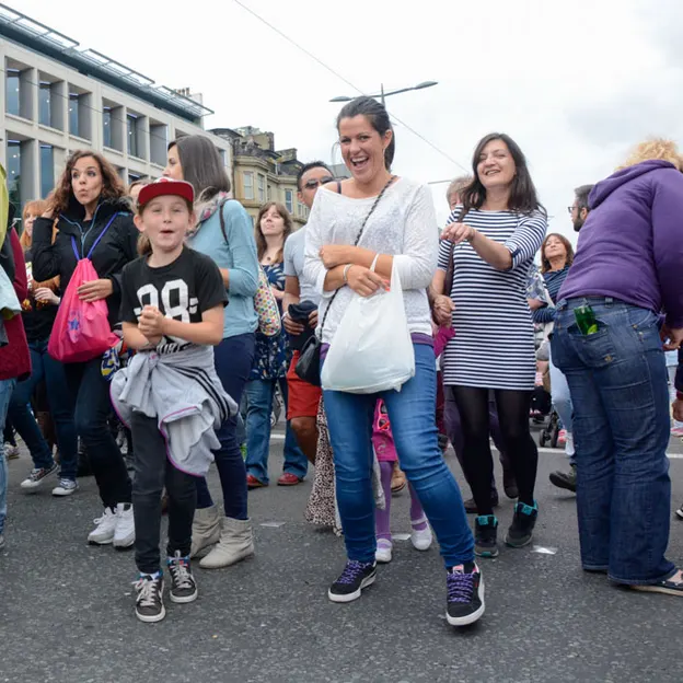 Edinburgh Festival Carnival — photograph 19 of 28