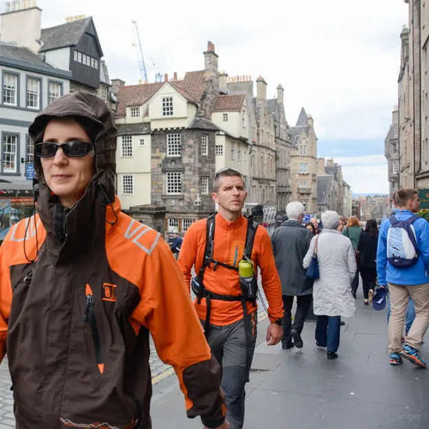 Tourists — photograph 13 of 28