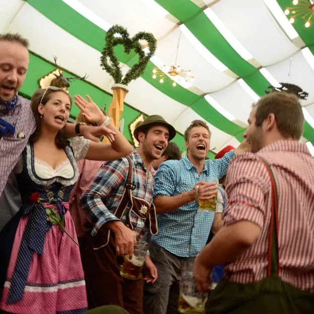 Oktoberfest 2012 — photograph 66 of 90