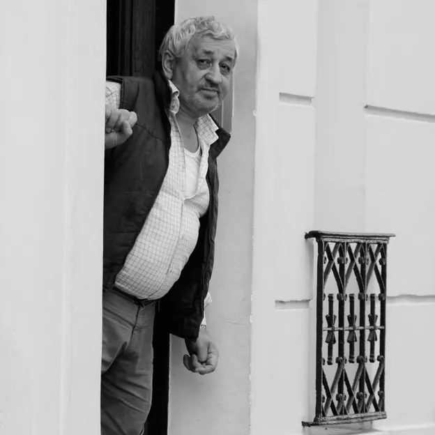 Paris 2012 — photograph 27 of 140