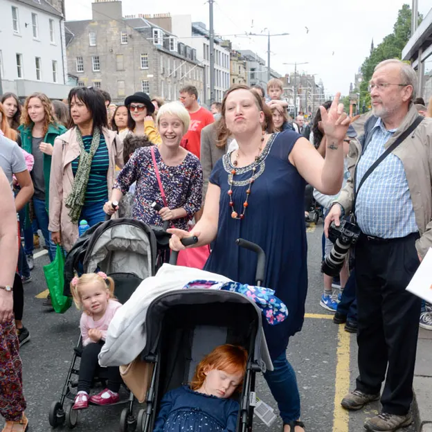 Edinburgh Festival Carnival — photograph 20 of 28
