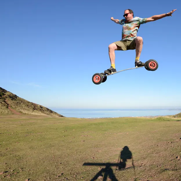Mountian Boarding Arthurs Seat — photograph 16 of 43