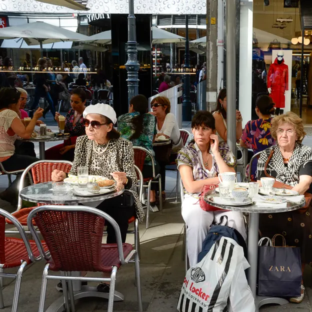 Vienna 2012 — photograph 23 of 33