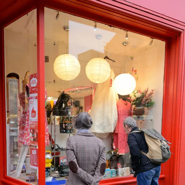 Classic Edinburgh — photograph 16 of 36