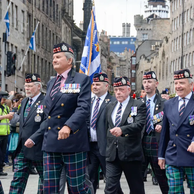 Edinburgh Armed Forces Day — photograph 12 of 24