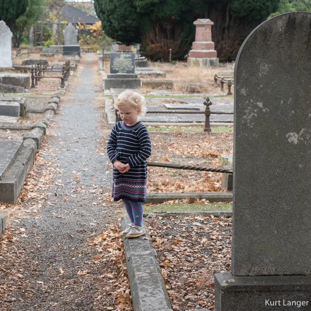 12.5.2020 Craycroft & Addington Cemetery — photograph 33 of 50