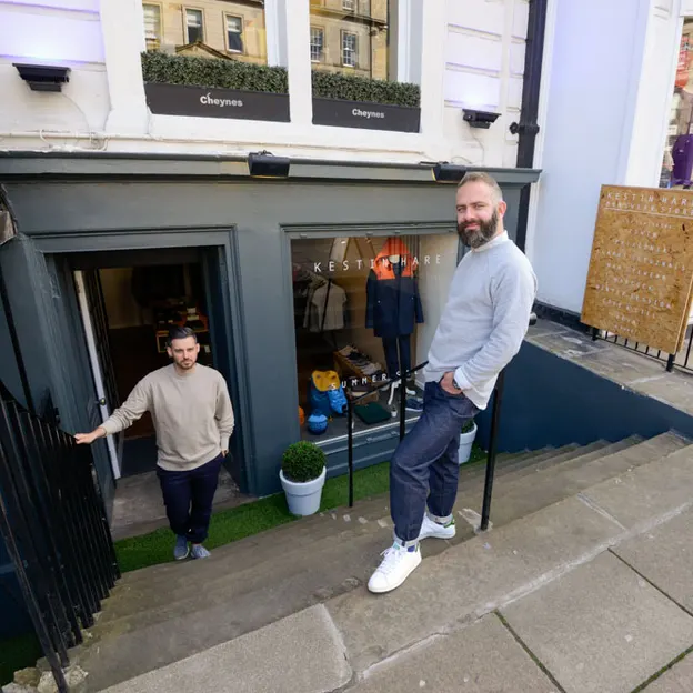 Shopkeepers & Workers — photograph 9 of 15