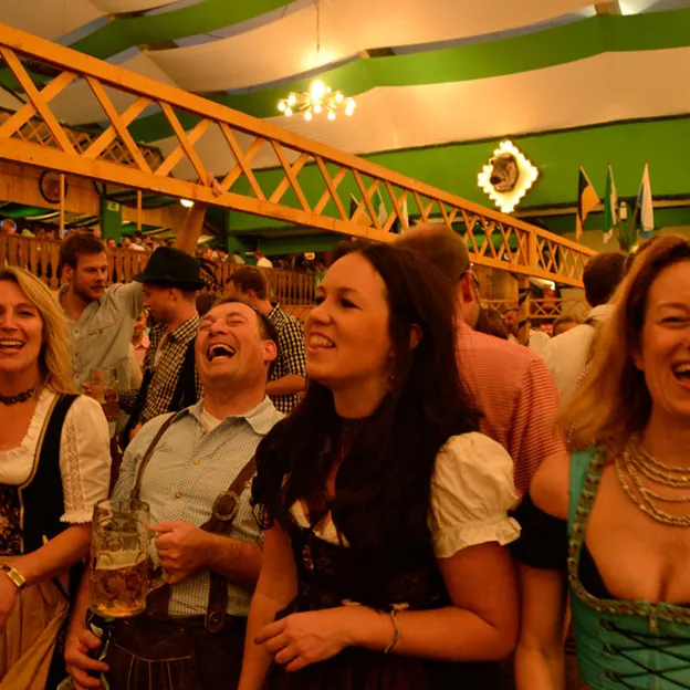 Oktoberfest 2012 — photograph 88 of 90