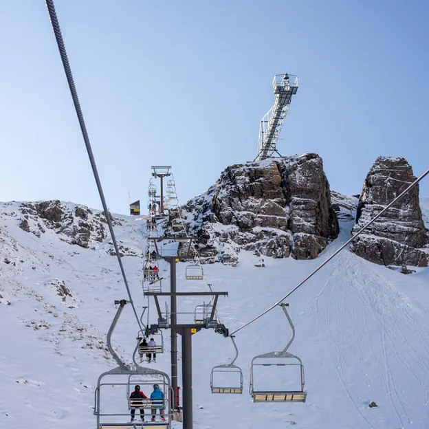 26.8.2020 Mt Slutt Busy POW Day — photograph 65 of 66