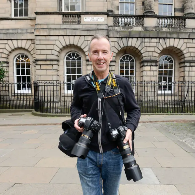Photographers — photograph 23 of 30