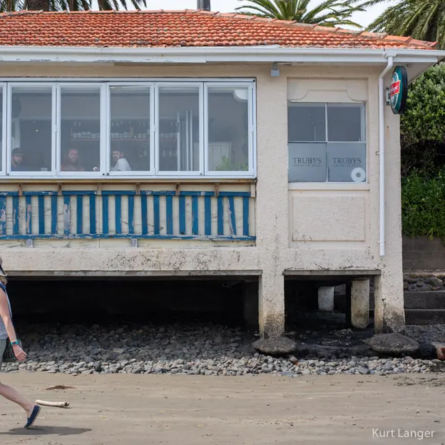 28.1.2020 Akaroa Township — photograph 13 of 21