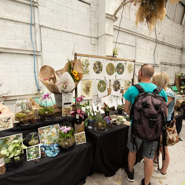 12.12.2020 Greenlane Market — photograph 9 of 12