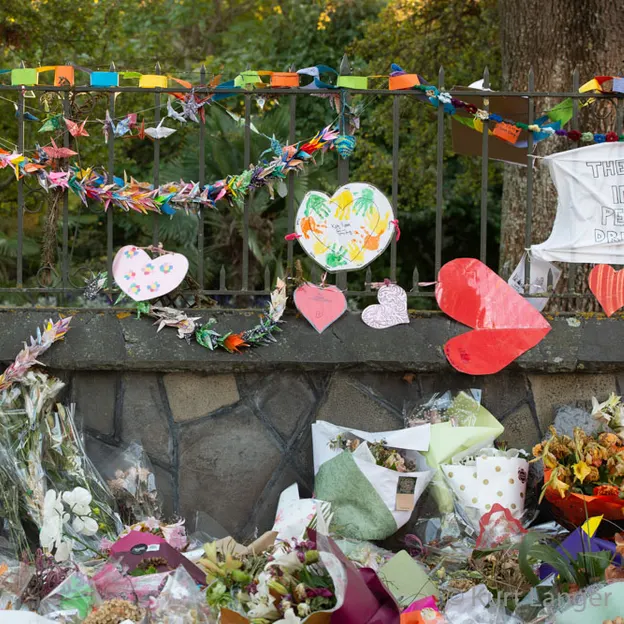 The Memorial Wall On Sunset 31.03.2019 — photograph 21 of 48