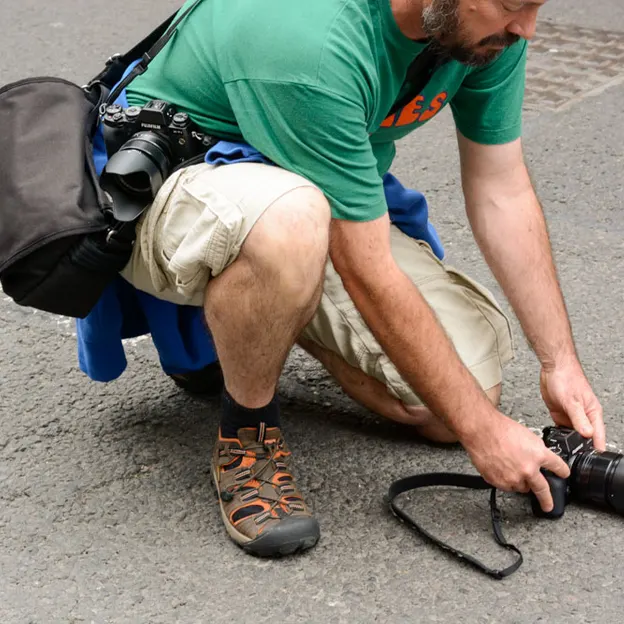 People Taking Photographs — photograph 13 of 24