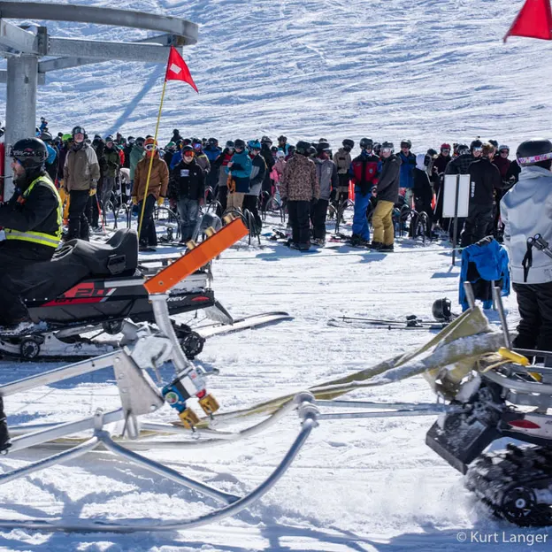 26.8.2020 Mt Slutt Busy POW Day — photograph 44 of 66