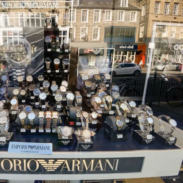 Shop Windows — photograph 19 of 55