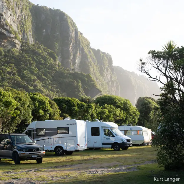 7.1.2020 Cave Stream & Punakaiki — photograph 14 of 33