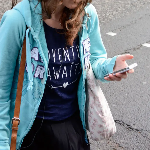 People Walking While On Their Mobiles — photograph 22 of 28