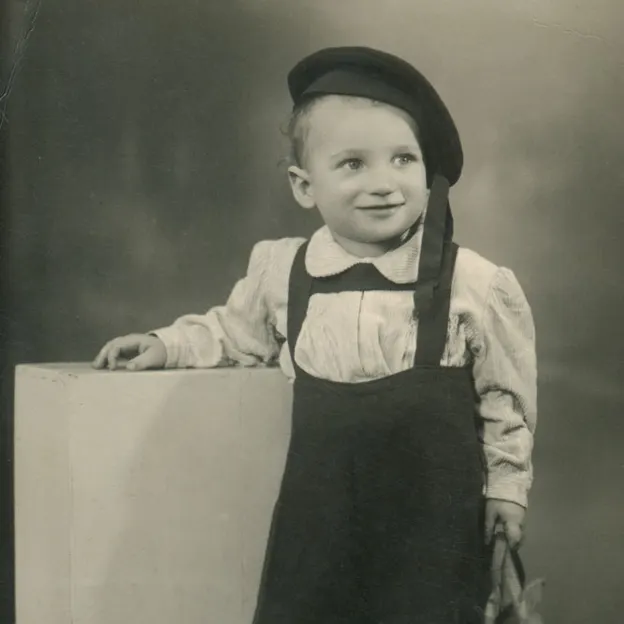 The Life Of Hans Langer — photograph 15 of 230
