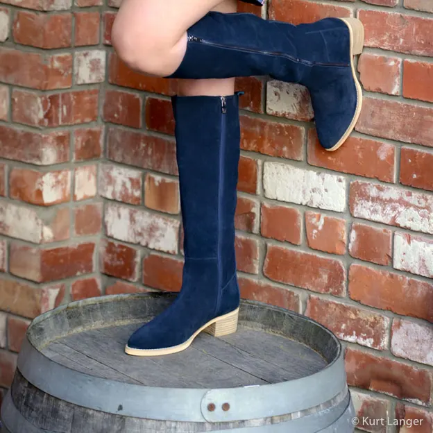 Fascino Shoes — photograph 25 of 35