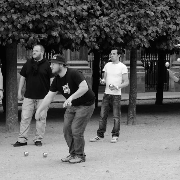 Paris 2012 — photograph 71 of 140
