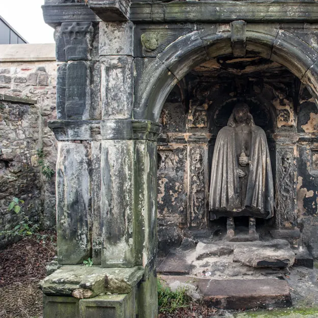 Greyfriars Kirkyard  — photograph 21 of 24